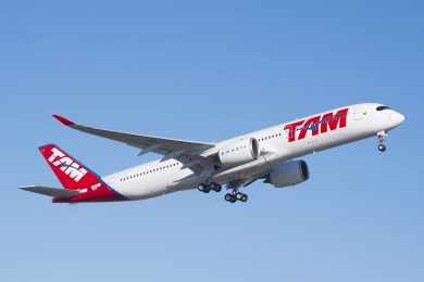 O A350 da TAM vai operar em rotas para os EUA e Europa (Airbus)