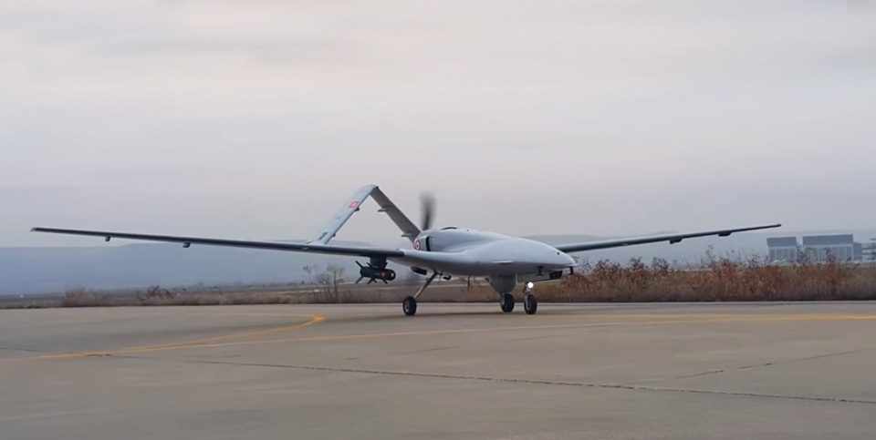 Bayraktar TB2, o primeiro drone de guerra da Turquia (reprodução/Youtube)