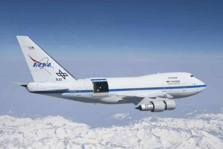 A Nasa criou um observatório espacial aéreo a partir de um 747 SP (NASA)