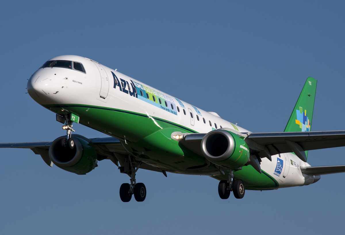 Embraer E195 "Azul e Verde" (Gianfranco Beting)