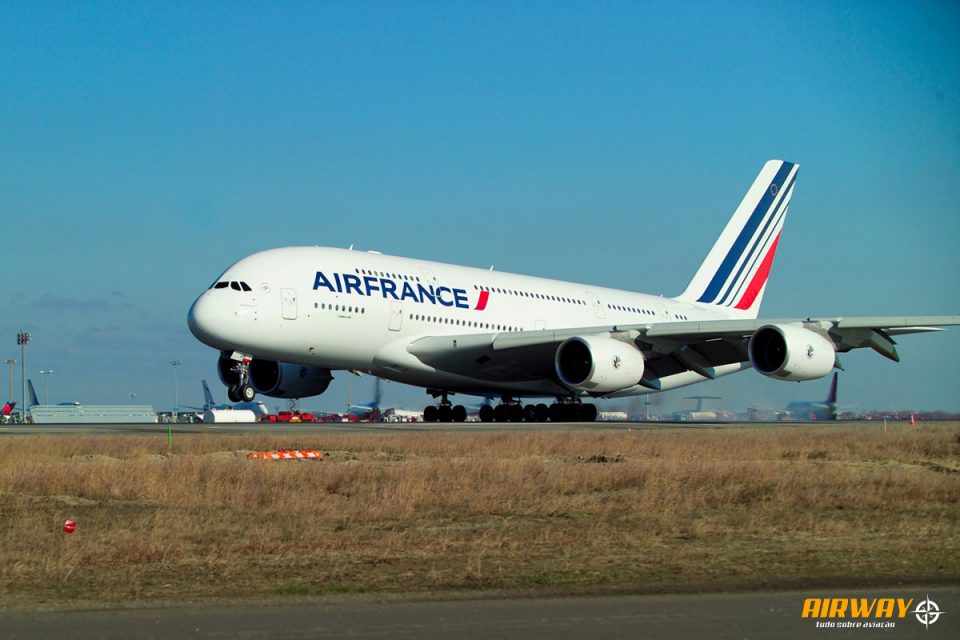 Airbus A380 da Air France (foto: divulgação)