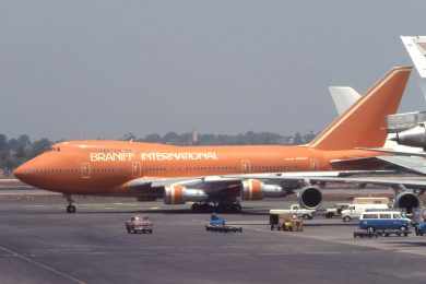 O 747SP da Braniff operou no Brasil na década de 70
