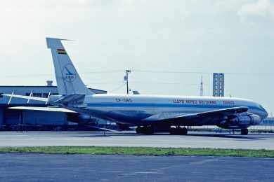 Um Boeing 707 da Lloyd Aéreo Boliviano: empresa chegou a pertencer à Vasp (Foto Noir)