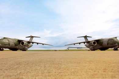 Embraer apresenta segundo protótipo do KC-390