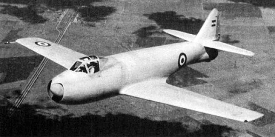 O Pulqui I voou pela primeira vez em 1947, no início da era a jato; podia voar a 750 km/h 