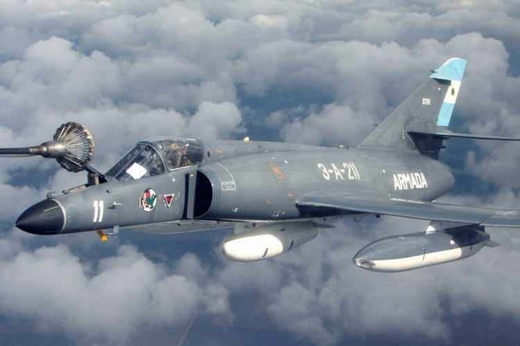 A maior parte dos antigos Super Étendard argentinos estão estocados (Armada Argentina)