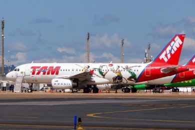 O outro A320 da Tam homenageia os atletas olímpicos e paralímpicos (Gabriel Melo/TAM)