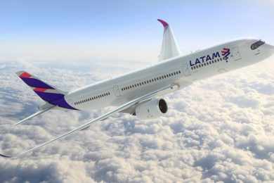 A Latam transportou mais de 5 milhões de passageiros no mercado internacional em 2016 (Divulgação)
