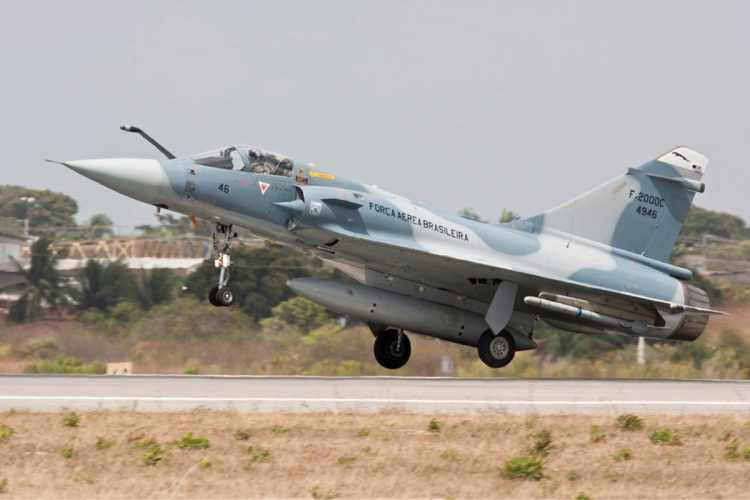 O Mirage 2000 voaram com a FAB entre 2005 e 2013 (FAB)