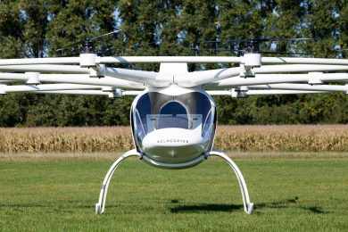 Segundo o fabricante, o Volocopter pode alcançar a velocidade máxima de 100 km/h (E-volo)