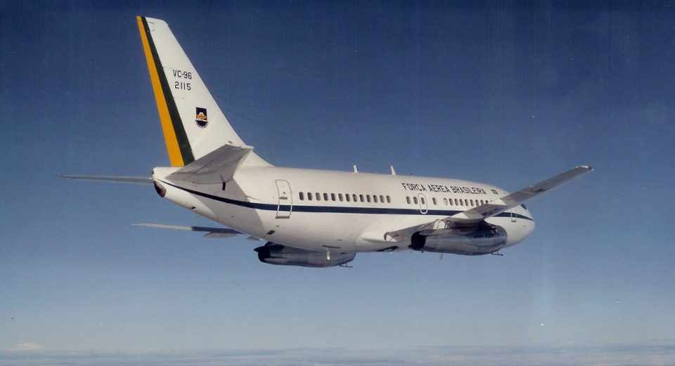 Os antigos Boeing 737 de transporte oficial da FAB ficaram conhecidos como "Sucatinhas" (FAB)