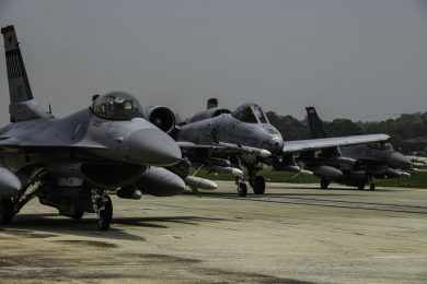 Todos os aviões da "marcha" operam a serviço da USAF na Coreia do Sul (USAF)