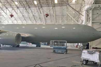 Aeronave foi preparada em hangar na California (foto: Redes Sociais)