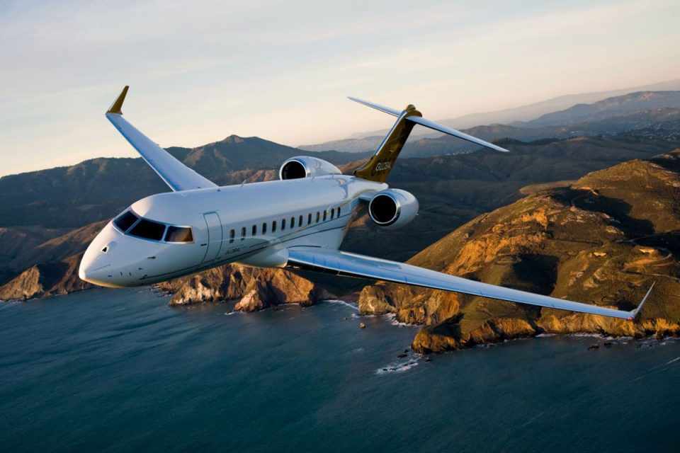 A Líder Aviação oferece jatos da Bombardier, como o Global 8000 (Bombardier)