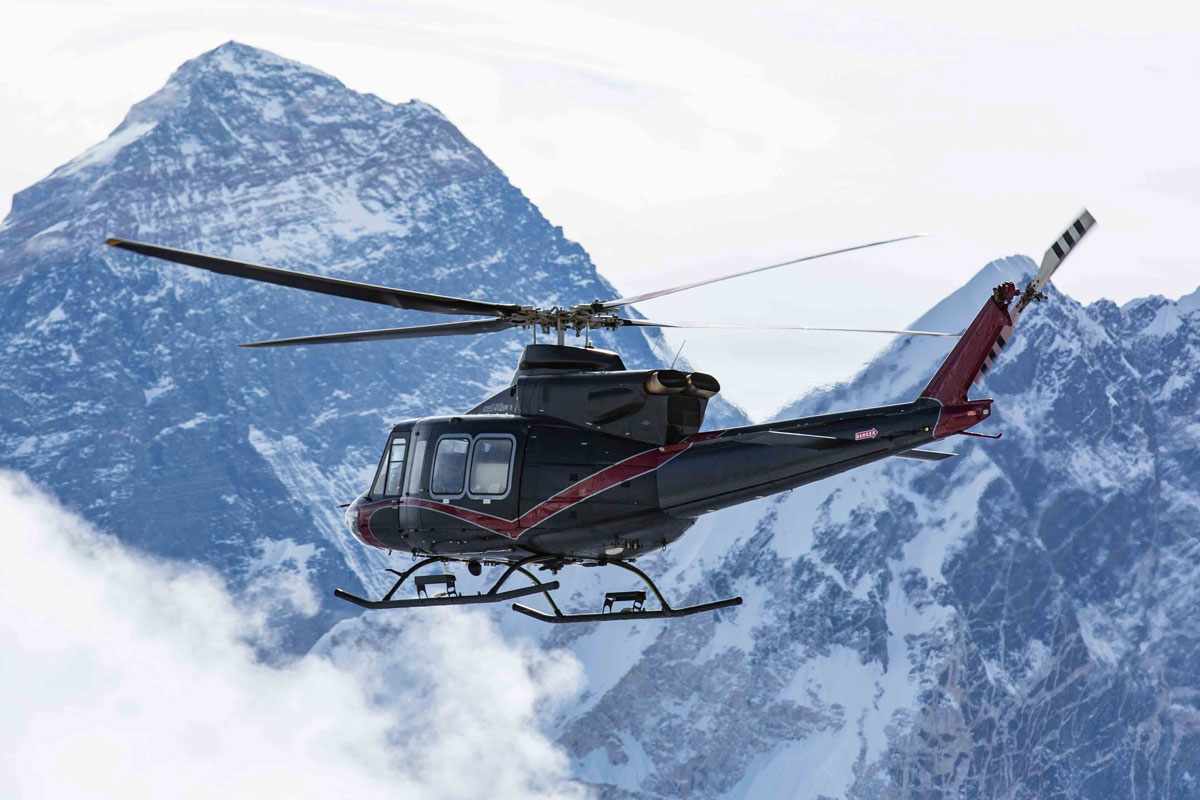 O Bell 412EPI é uma espécie de versão avançada do clássico UH-1 'Huey' (Bell Helicopters)
