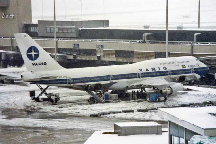 O Boeing 747-300 da Varig em Zurique: monopólio internacional de 1975 a 1990