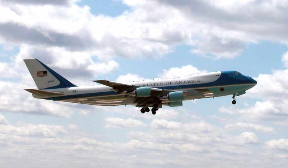 Em caso de guerras, o Air Force One pode ser utilizado como posto de comando avançado (USAF)