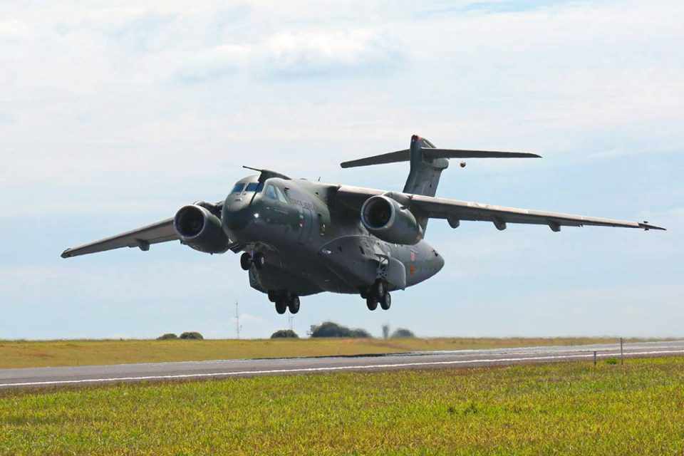 A primeira entrega do KC-390 está programada para 2018; a FAB será o cliente-lançador (Embraer)