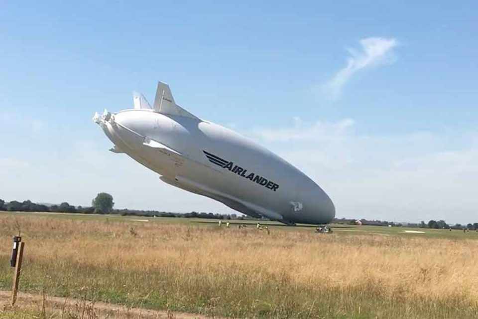 O Airlander 10 é a maior máquina voadora da atualidade, com quase 100 metros de comprimento (Reprodução/Youtube)