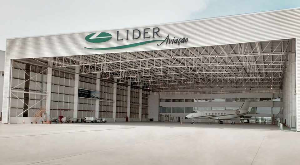 O novo hangar da Líder no Galeão pode receber até 10 aeronaves de grande porte ao mesmo tempo (Divulgação)