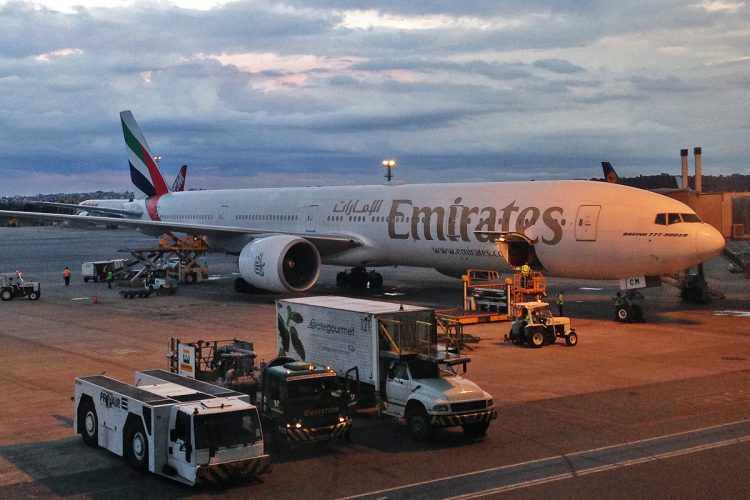 O Boeing 777 da Emirates após longa jornada