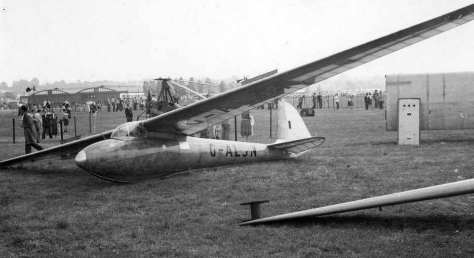 O planador DFS Olympia Meise ajudou a popularizar o voo a vela no mundo todo (Domínio Público)