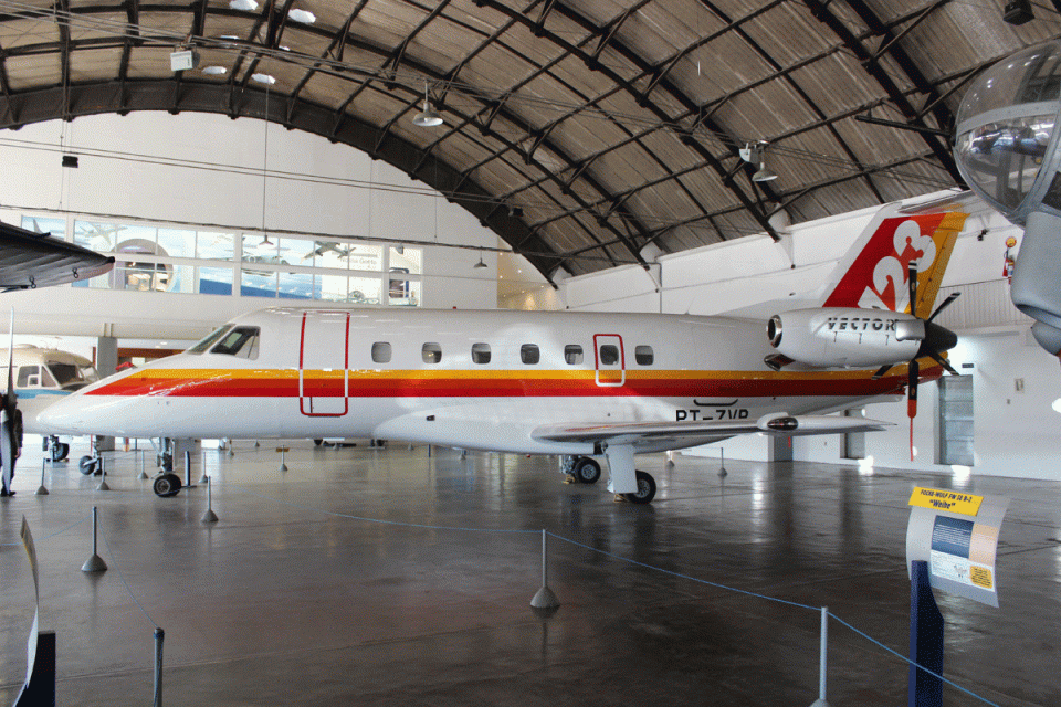 CBA 123 exposto no MUSAL, no Rio de Janeiro (Poder Aéreo)