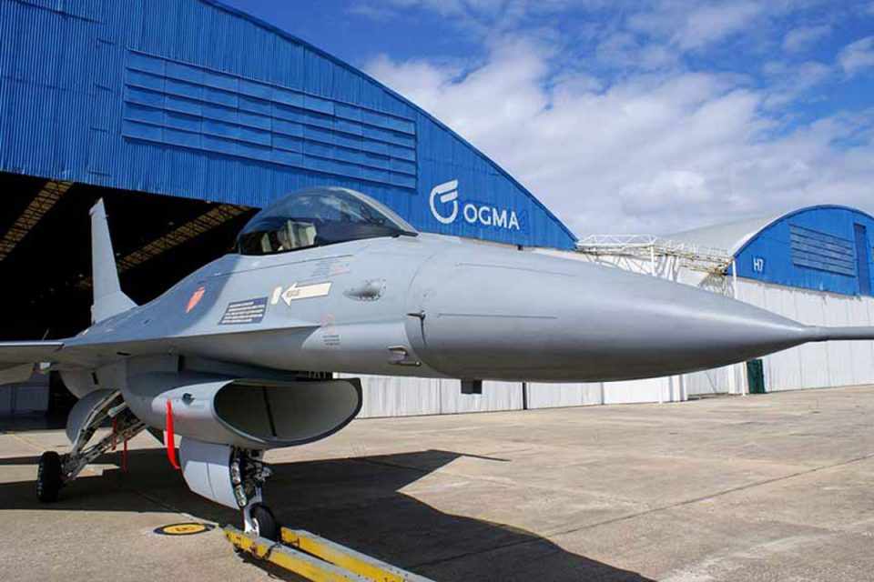 O MRO em Portugal atende caças F-16 de diferentes países da Europa (OGMA)