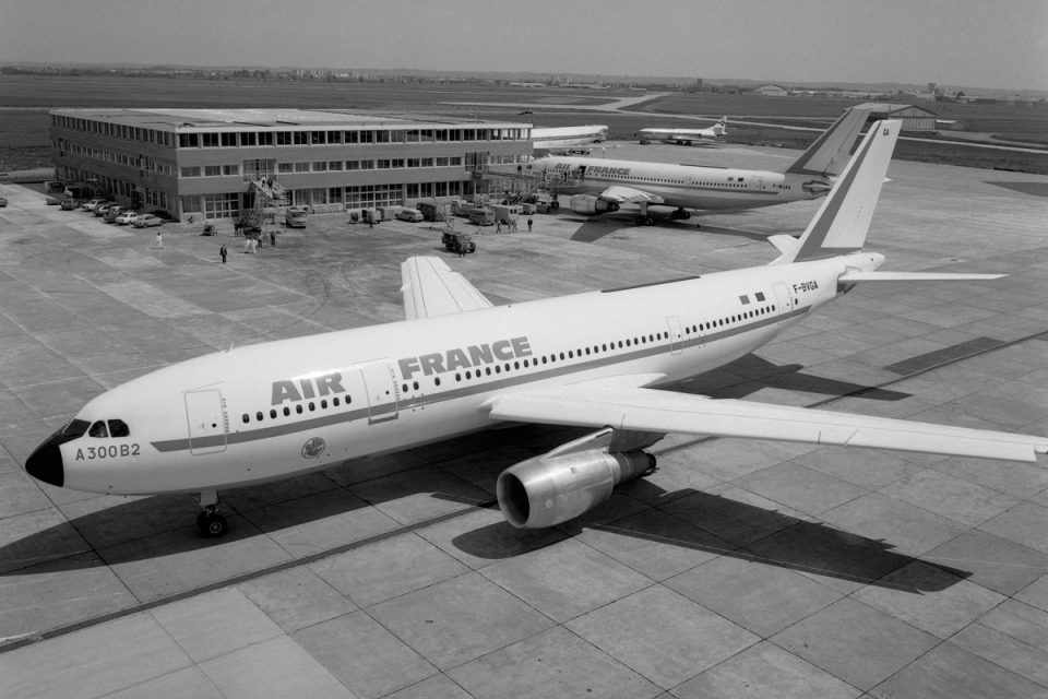 O A300 foi o primeiro avião da Airbus e a Air France, o primeiro cliente da fabricante (Airbus)