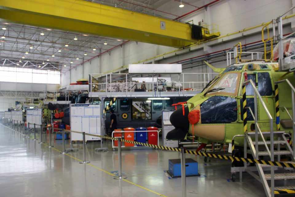 As forças armadas do Brasil encomendaram 50 helicópteros H-225M com a Helibras (Thiago Vinholes)