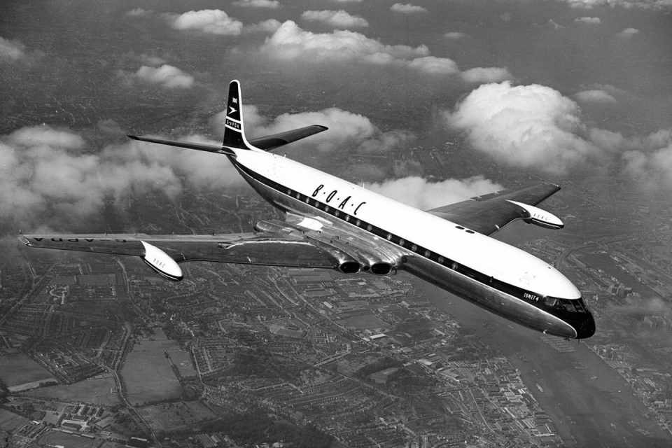 O Comet foi o primeiro avião comercial com motores a jato; voava a 840 km/h (Domínio Público)