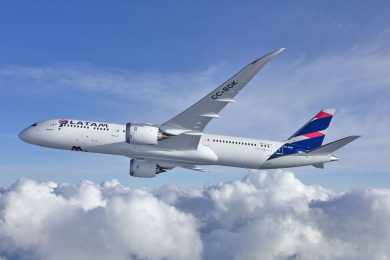 A Latam vai usar o Boeing 787-9 com 220 assentos, no trecho entre Santiago e Melbourbe (Divulgação)