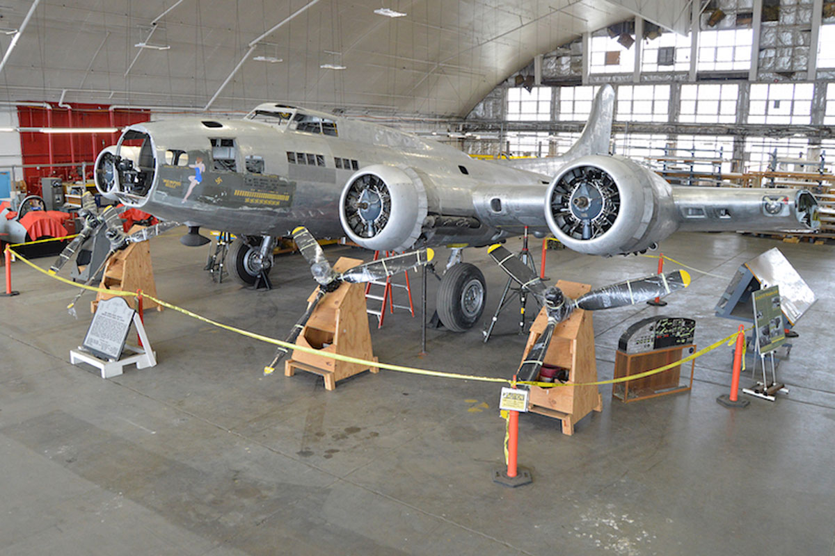 A exposição do Memphis Belle restaurado será aberta na mesma data em que completou sua última missão (USAF)