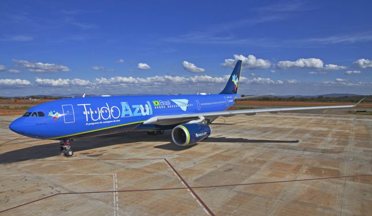 Airbus A330 “Big Blue Bus” (Gianfranco Beting/Azul)