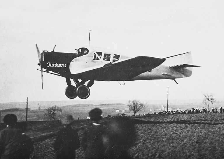 O Junkers F13 foi o primeiro avião construído inteiramente com metal (Domínio Público)