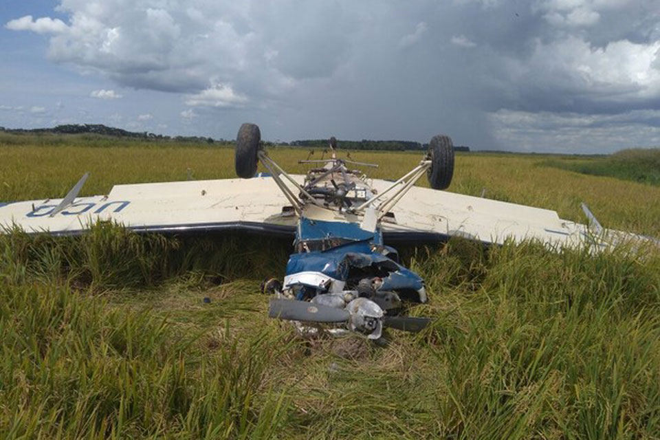Autoridades encontraram 60 kg de cocaína no avião acidentado (Polícia Militar)