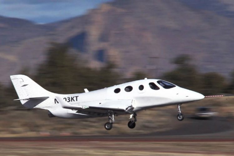O monojato Stratos 714 tem alcance de até 2.770 km (Stratos Aircraft)