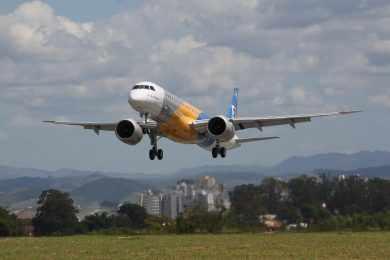 Vídeo: confira como foi o primeiro voo do E195-E2