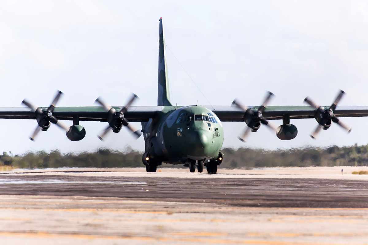 O Hercules do Esquadrão Gordo seguiu para o Peru com 14 militares (FAB)