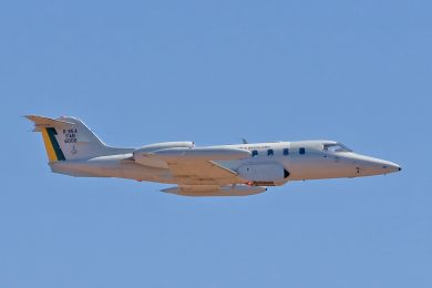 O R-35 conta com sensores de busca terrestre instalados na fuselagem (FAB)