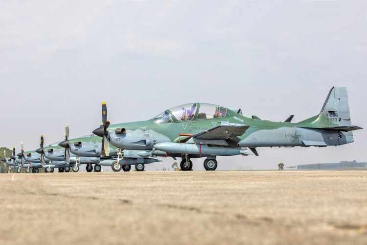 além do Brasil, o Super Tucano também voa com as forças aéreas de outros 15 países (FAB)