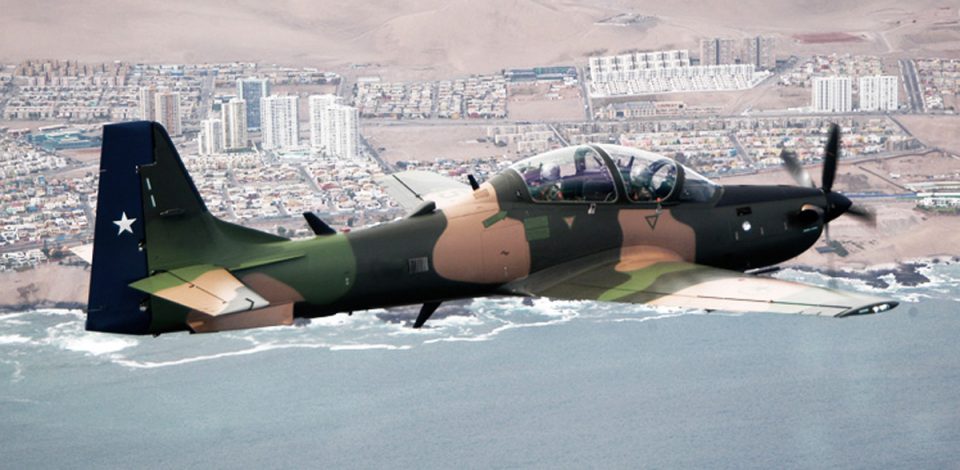 A força aérea do Chile conta com 12 modelos Super Tucano (FACH)