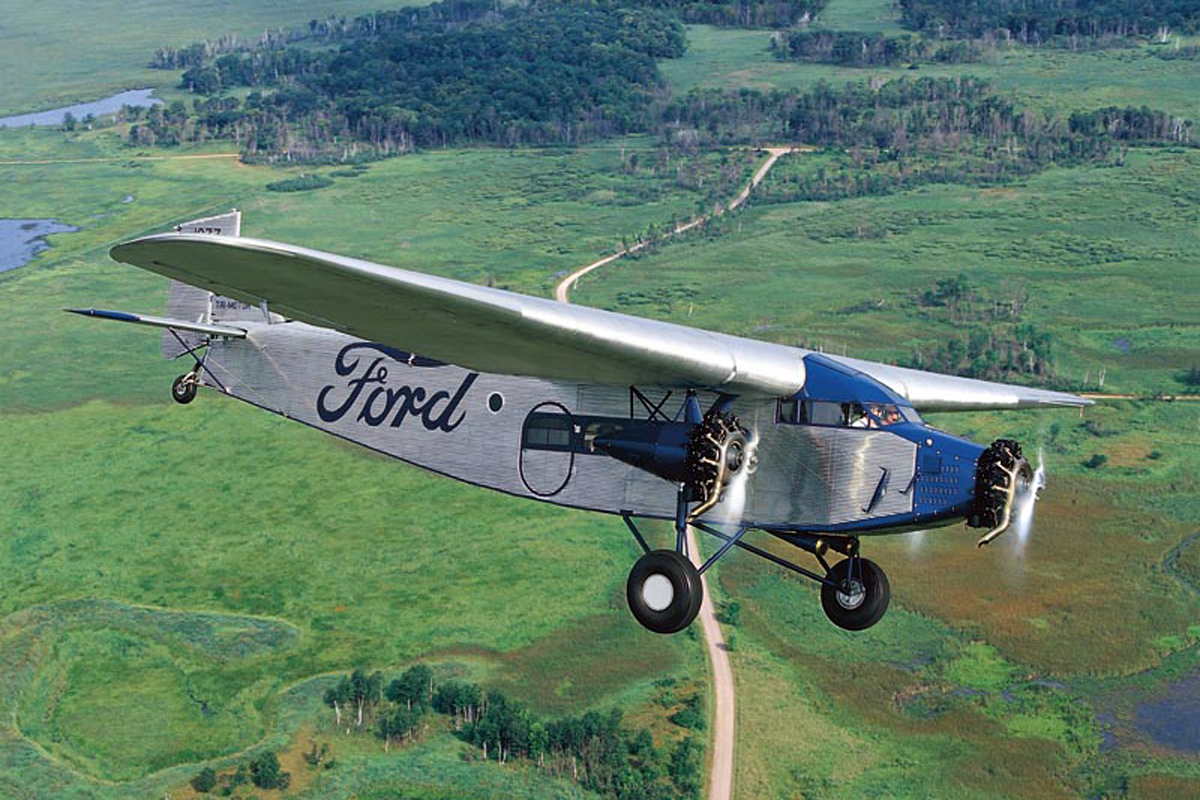 Ícone da década de 1920: o Ford Trimotor foi produzido entre 1926 e 1933 (Golden Wings Museum)