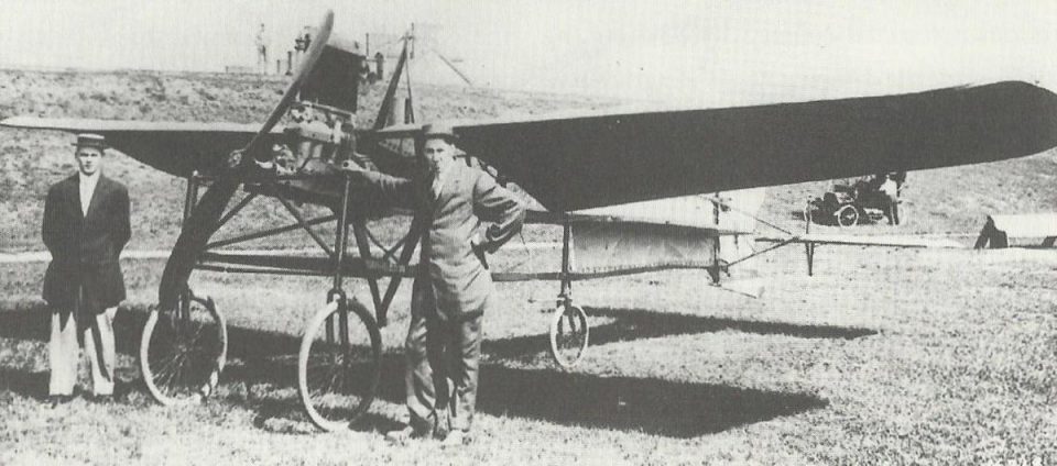 O Ford-Van Auken 1909 Monoplane foi uma tentativa de reproduzir o Blériot XI (Domínio Público)