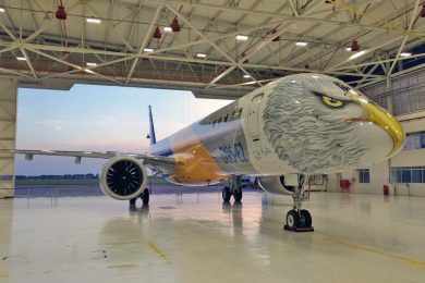 O E195-E2 será apresentado na França com uma pintura especial (Embraer)