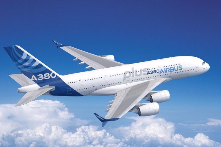 Os novos winglets nas asas do A380plus ajudam a reduzir o consumo de combustível em 4% (Airbus)