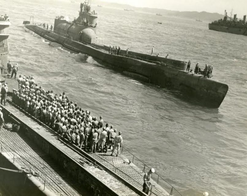 Os submarinos japoneses da classe I-400 foram as maiores embarcações desse tipo construídas durante a Segunda Guerra Mundial (Domínio Público)