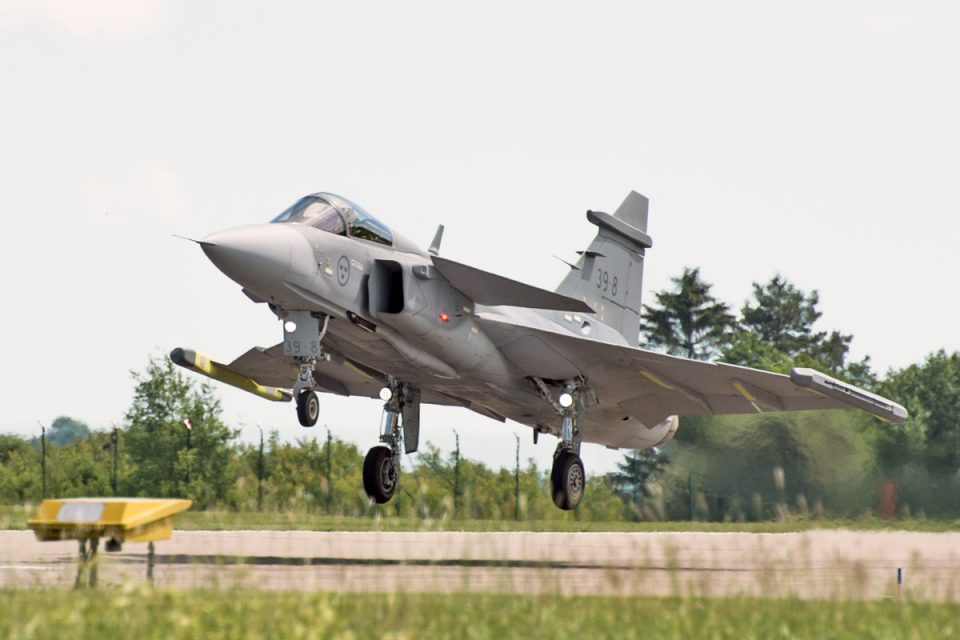 A versão sueca do Gripen NG voou pela primeira vez em junho deste ano (SAAB)