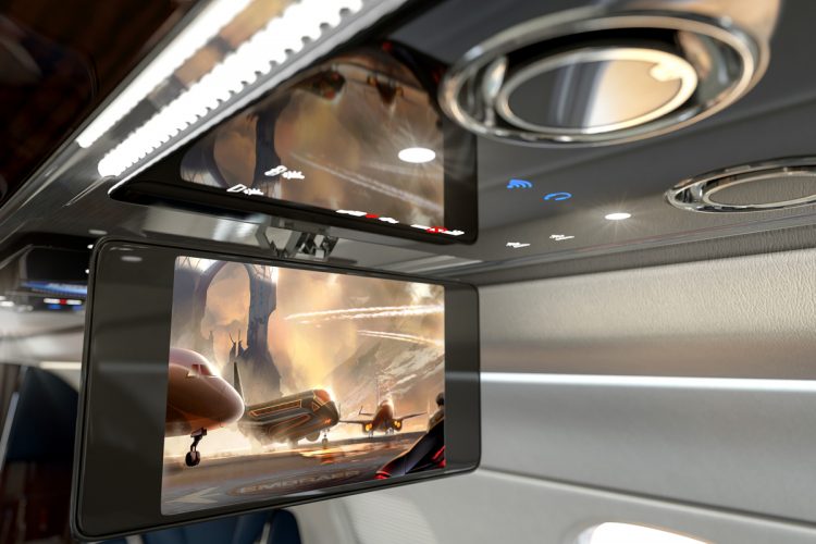O sistema de entretenimento de bordo do Phenom 300E possui duas telas de 7 polegadas (Embraer)