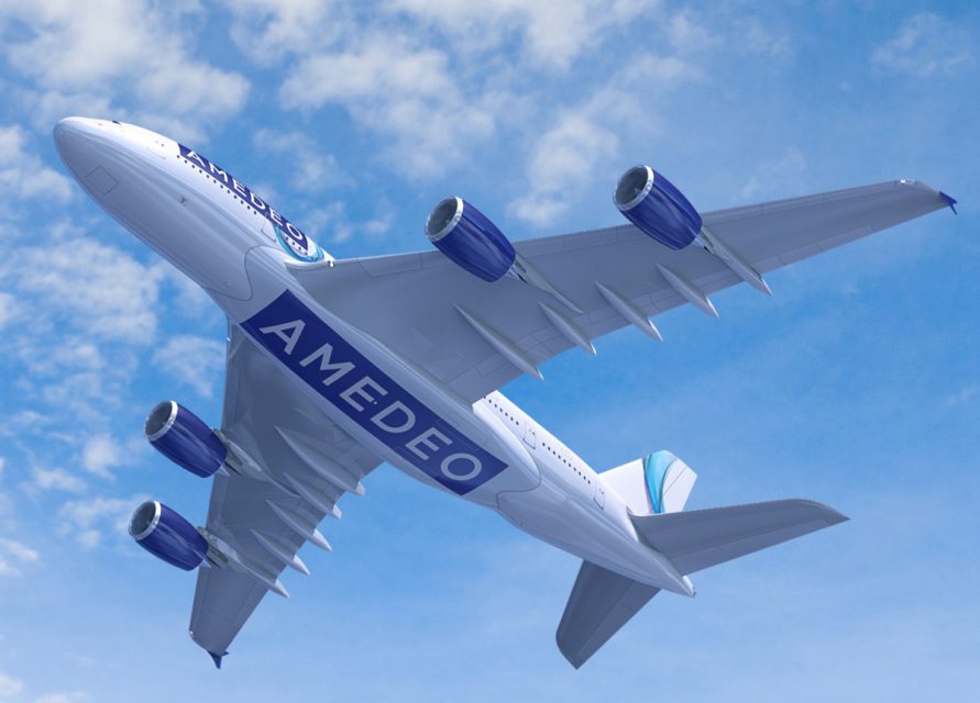 Os jatos A380 da Amedeo voam com a Emirates e a Etihad; a empresa também possui jatos A350 e Boeing 777 (Airbus)